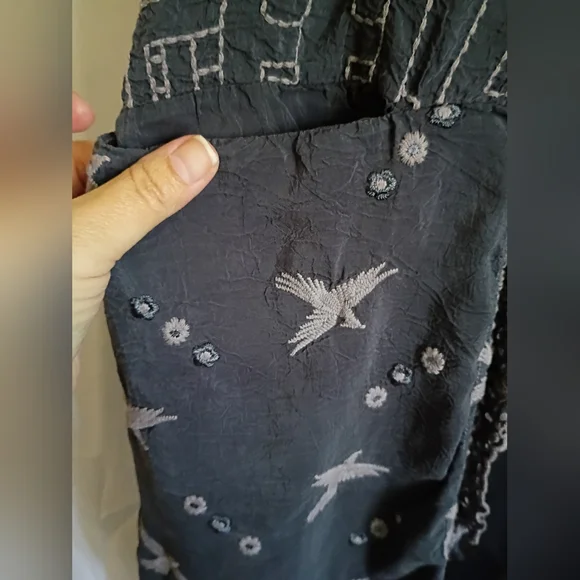 Johnny Was Size Large  Graphite Grey Bird & House Motif Sheer Kimono Cardigan. - Picture 16 of 16